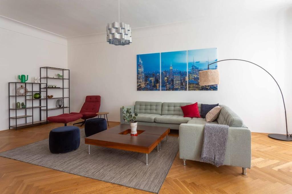 Traumhafte Wohnung Fuer 6 Pers. Melk Bagian luar foto